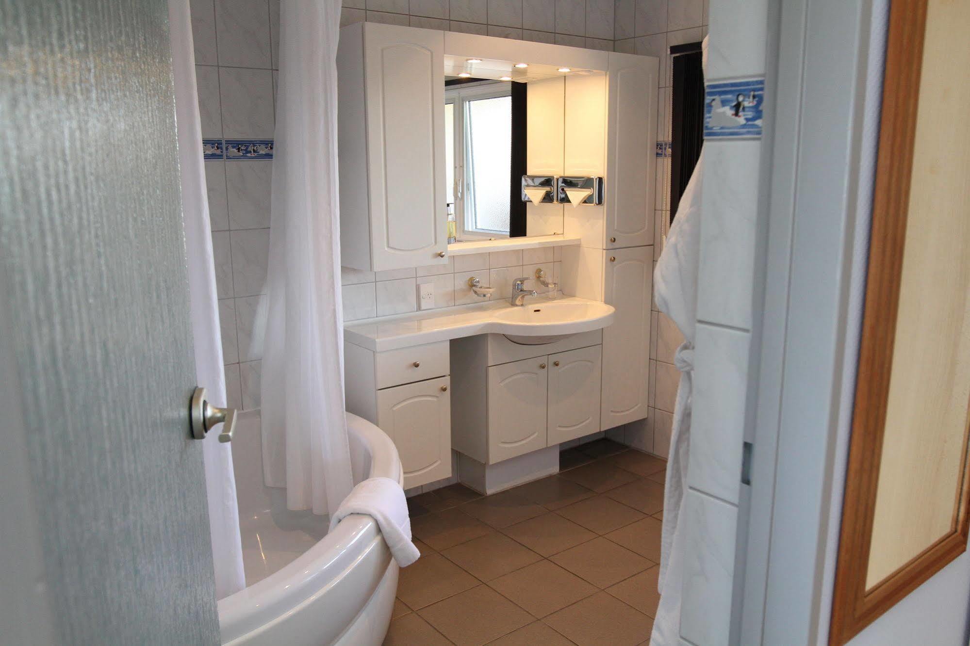 Admiralty Lodge Motel Whitianga Buitenkant foto